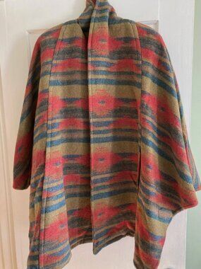 Vintage Women's Poncho, Wool-Feel with Southwestern Aztec Design